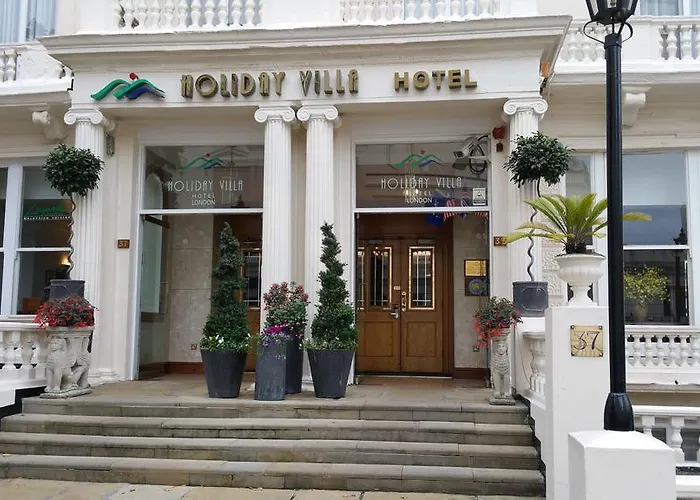 Holiday Villa Hotel